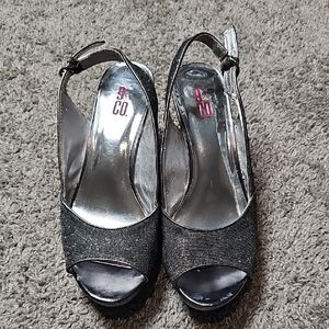 9&Co Graphite Sparkly Slingback Heel Size 8M Womens